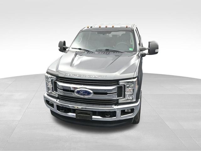 Photo of 2019 Magnetic Metallic Ford F-250