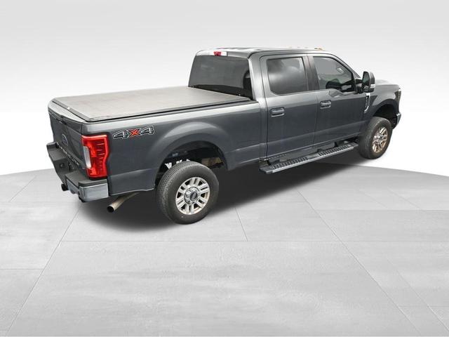 Photo of 2019 Magnetic Metallic Ford F-250