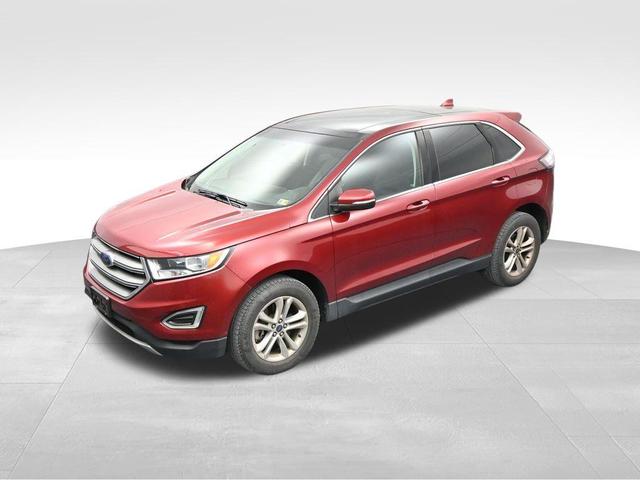 Photo of 2015 Ruby Red Metallic Tinted Clearcoat Ford Edge