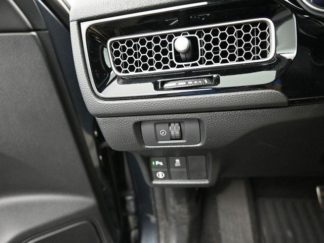 Photo of 2022 Sonic Gray Pearl Honda Civic