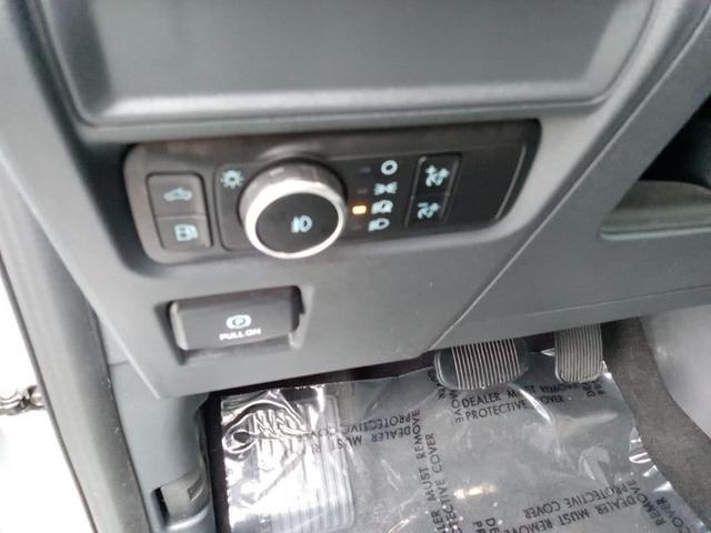 Photo of 2024 Oxford White Ford F-150