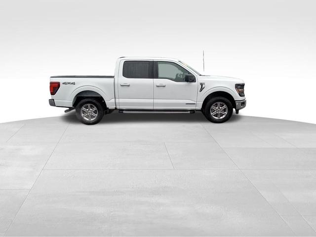 Photo of 2024 Oxford White Ford F-150