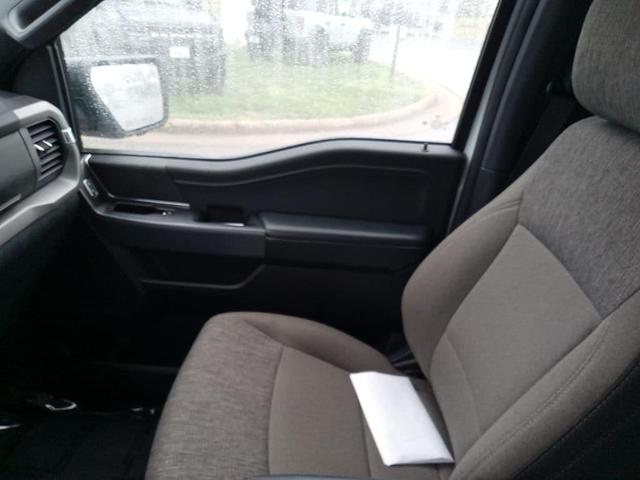 Photo of 2024 Oxford White Ford F-150
