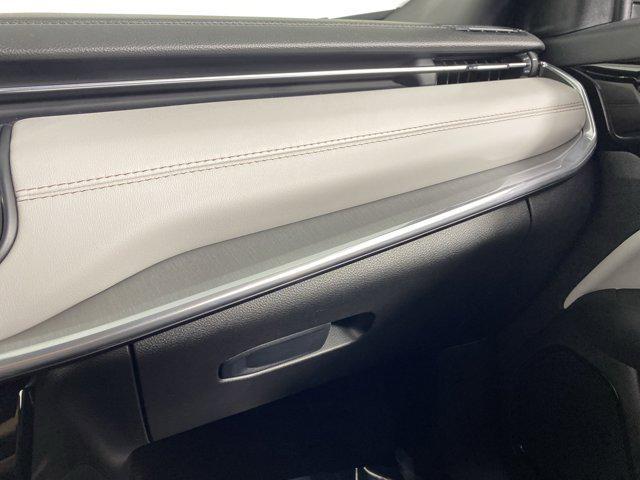 Photo of 2024 Diamond Black Crystal Pearlcoat Jeep Compass