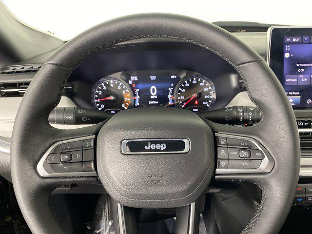 Photo of 2024 Diamond Black Crystal Pearlcoat Jeep Compass