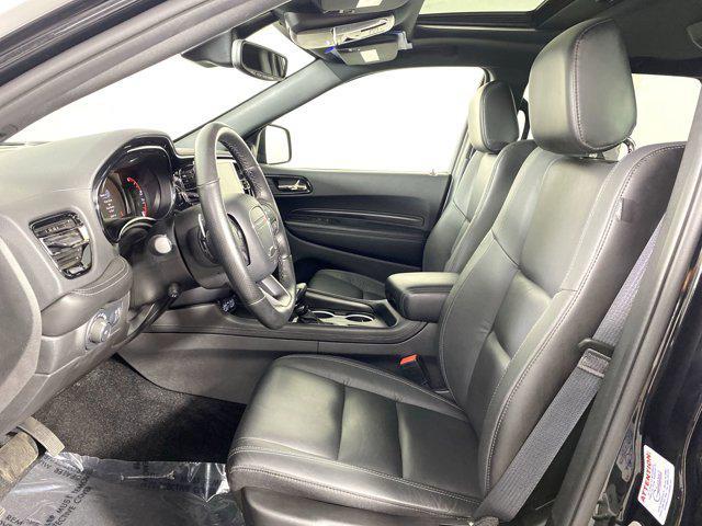 Photo of 2022 DB Black Clearcoat Dodge Durango