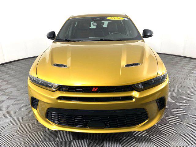 Photo of 2024 Acapulco Gold Dodge Hornet