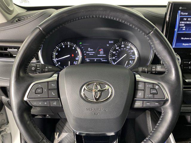 Photo of 2020 Blizzard Pearl Toyota Highlander