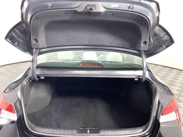 Photo of 2021 Phantom Black Hyundai ELANTRA
