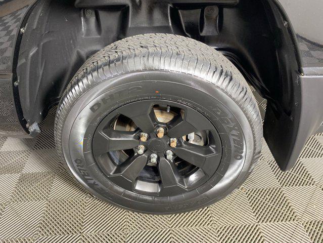 Photo of 2020 Diamond Black Crystal Pearl RAM 1500