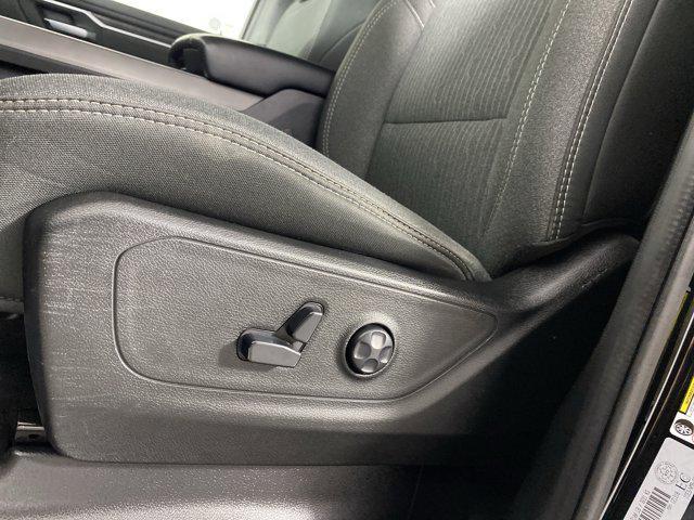 Photo of 2020 Diamond Black Crystal Pearl RAM 1500