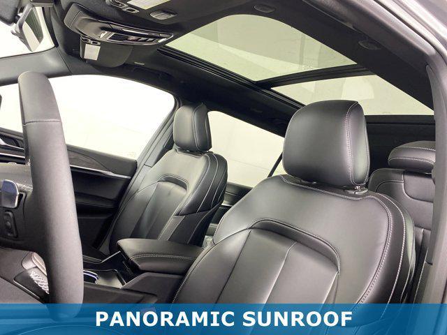 Photo of 2025 Baltic Gray Metallic Clearcoat Jeep Grand Cherokee L