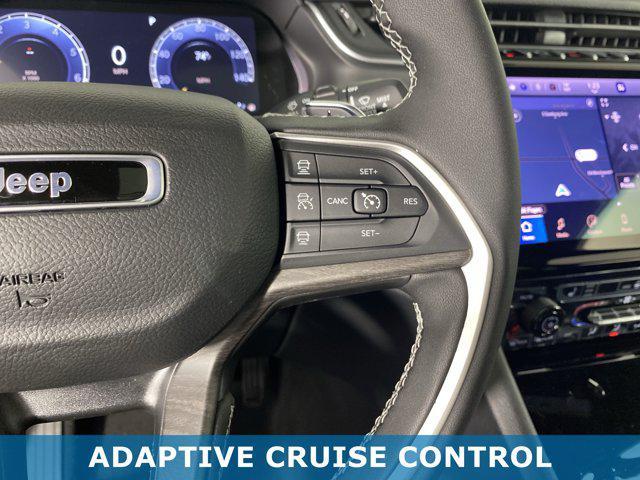 Photo of 2025 Baltic Gray Metallic Clearcoat Jeep Grand Cherokee L