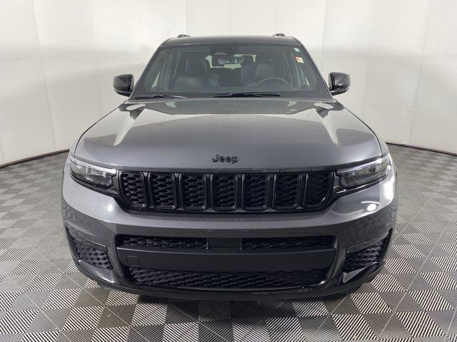 Photo of 2025 Baltic Gray Metallic Clearcoat Jeep Grand Cherokee L