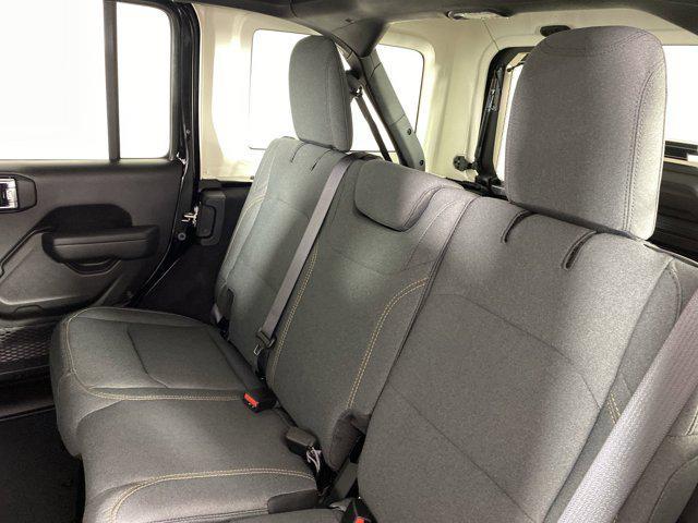 Photo of 2025 Black Clearcoat Jeep Wrangler