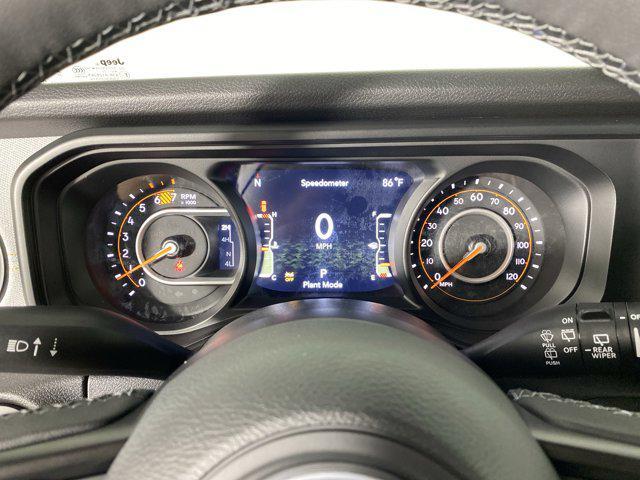 Photo of 2025 Black Clearcoat Jeep Wrangler