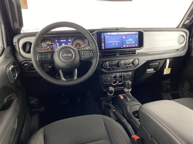 Photo of 2025 Black Clearcoat Jeep Wrangler