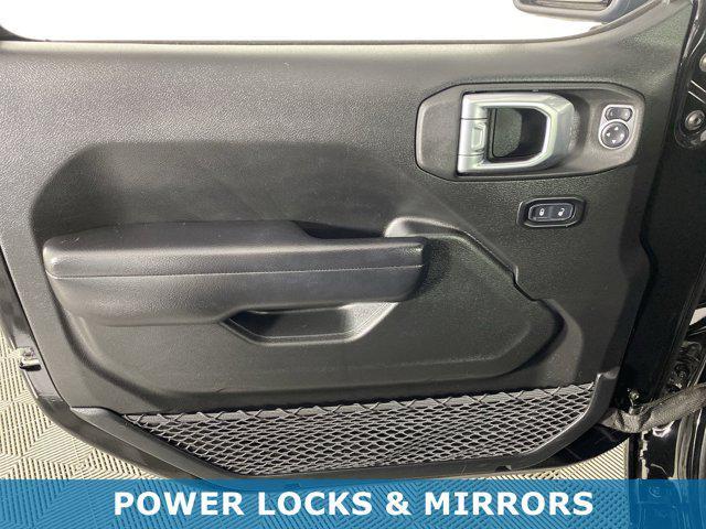 Photo of 2021 Black Clearcoat Jeep Wrangler Unlimited