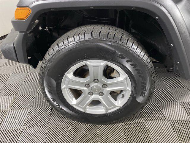Photo of 2021 Black Clearcoat Jeep Wrangler Unlimited