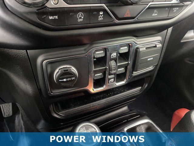 Photo of 2021 Black Clearcoat Jeep Wrangler Unlimited
