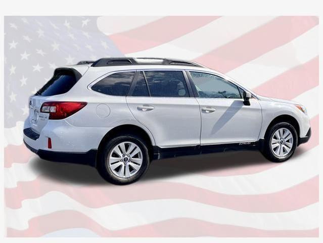 Photo of 2015 Crystal White Pearl Subaru Outback