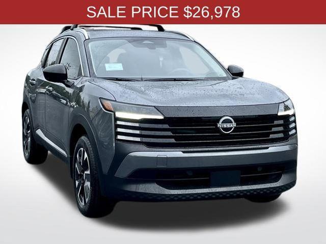 Photo of 2026 Gun Metallic Nissan Kicks