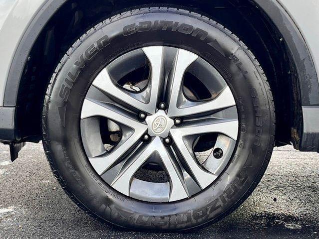 Photo of 2016 Silver Sky Toyota RAV4