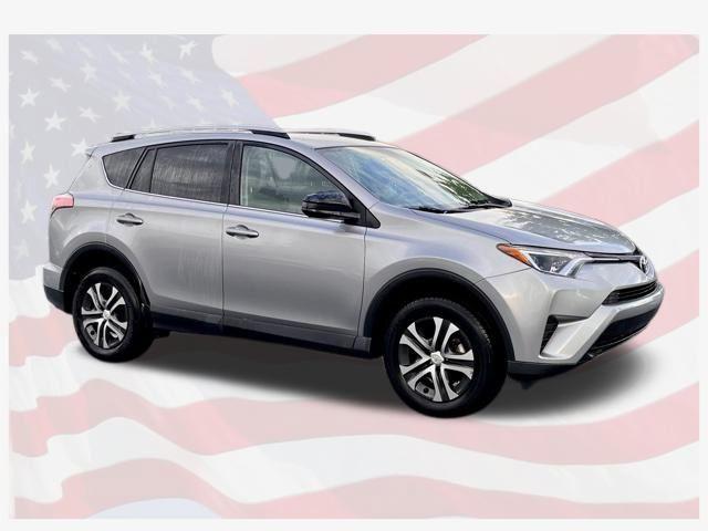 Photo of 2016 Silver Sky Toyota RAV4