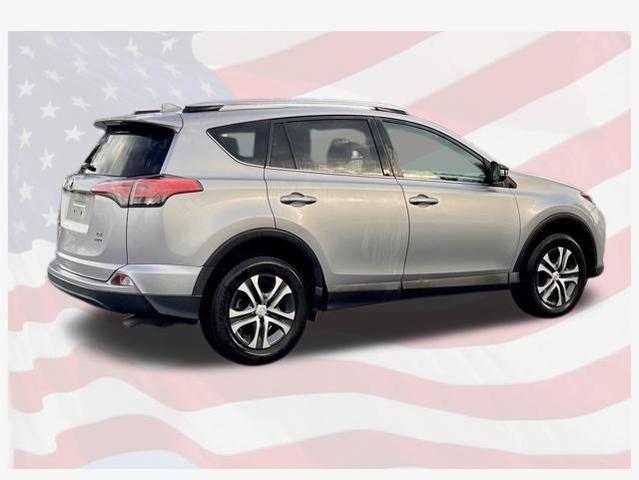 Photo of 2016 Silver Sky Toyota RAV4