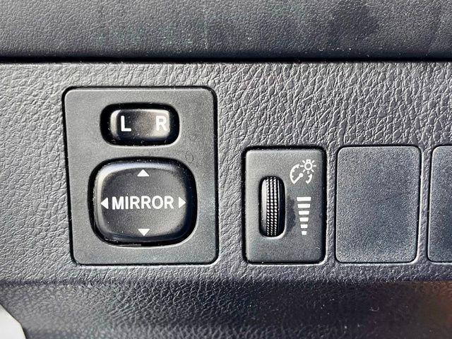 Photo of 2016 Silver Sky Toyota RAV4