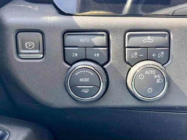 Photo of 2023 Black Chevrolet Silverado 1500