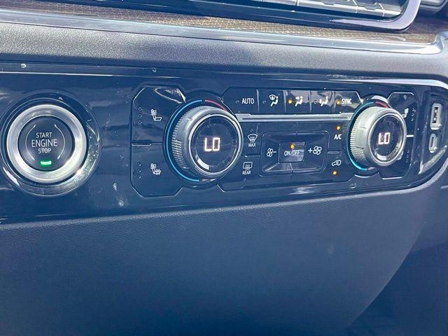 Photo of 2023 Black Chevrolet Silverado 1500