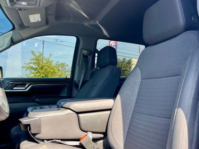 Photo of 2023 Black Chevrolet Silverado 1500