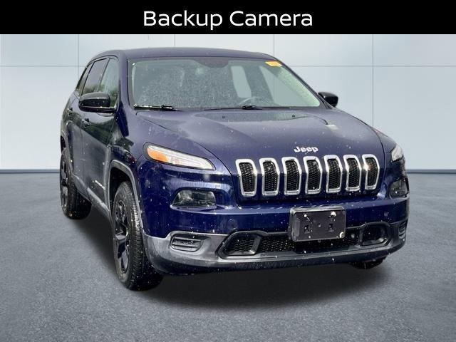 Photo of 2014 True Blue Pearlcoat Jeep Cherokee