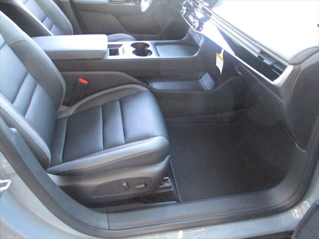 Photo of 2025 Sonic Gray Pearl Honda Prologue