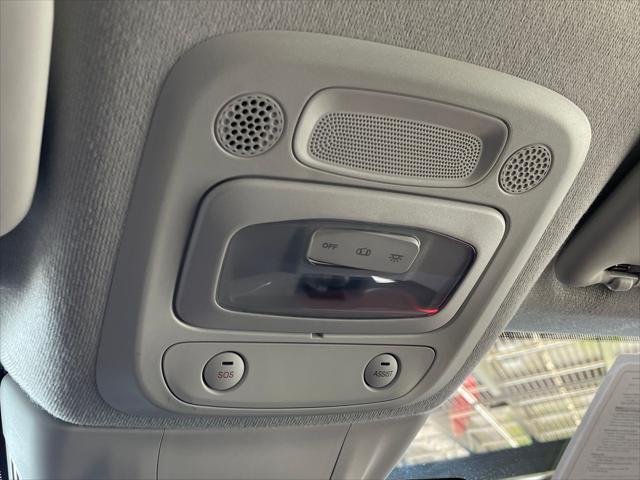 Photo of 2024 Red by (Red) FIAT 500e