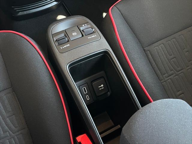 Photo of 2024 Red by (Red) FIAT 500e