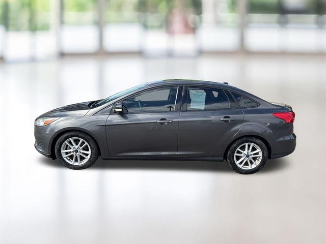 Photo of 2016 MAGNETIC Ford Focus