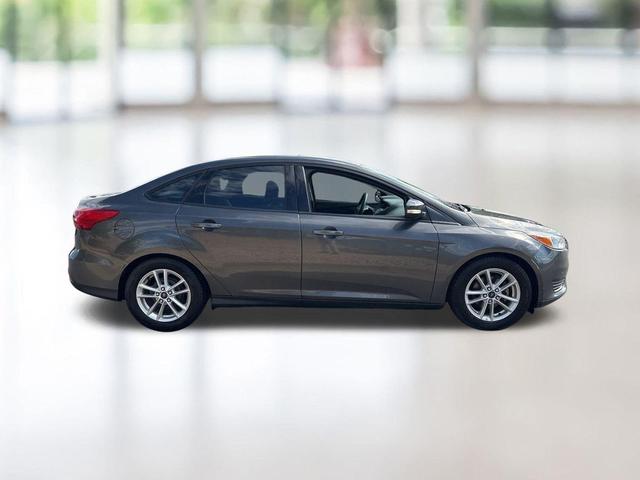 Photo of 2016 MAGNETIC Ford Focus