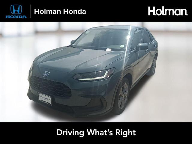 Photo of 2026 Nordic Forest Pearl Honda HR-V