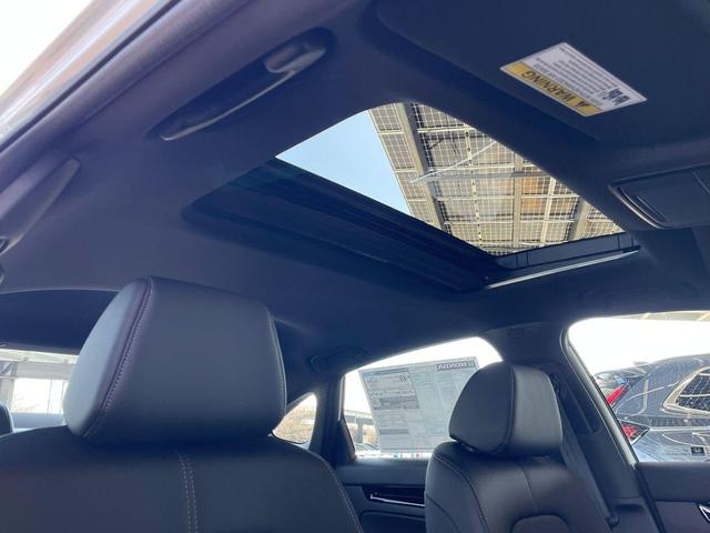Photo of 2025 Platinum White Pearl Honda Civic Hybrid