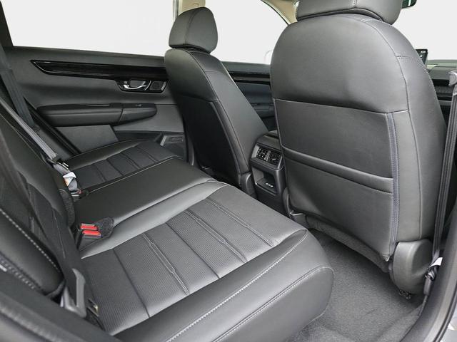 Photo of 2026 Urban Gray Pearl Honda CR-V