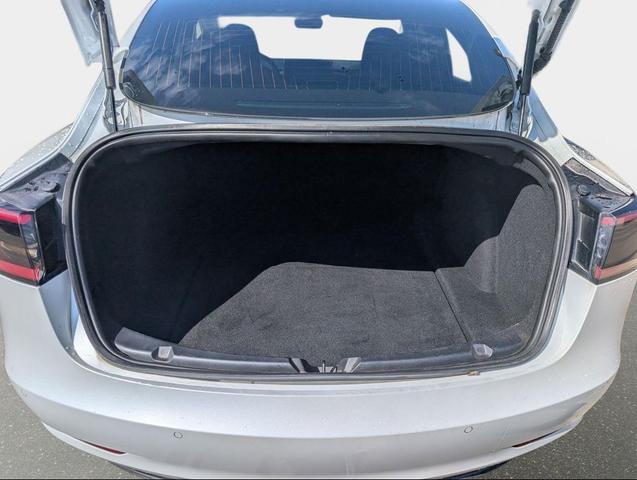 Photo of 2020 Pearl White Multi-Coat Tesla Model 3