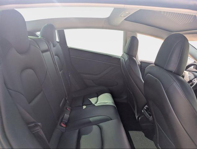 Photo of 2020 Pearl White Multi-Coat Tesla Model 3