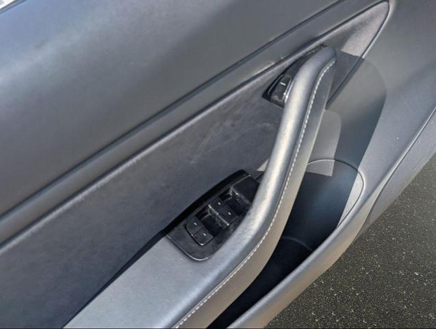 Photo of 2020 Pearl White Multi-Coat Tesla Model 3