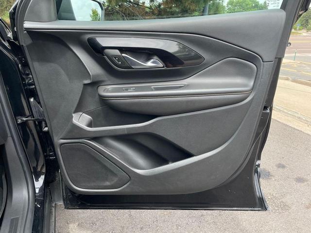 Photo of 2024 Ebony Twilight Metallic GMC Terrain