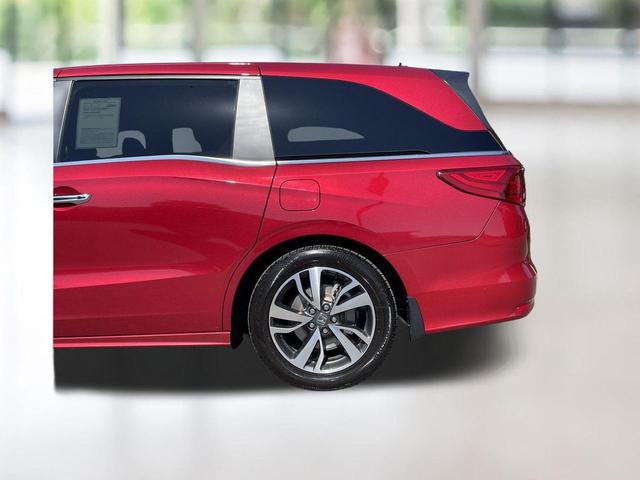 Photo of 2024 Radiant Red Metallic II Honda Odyssey