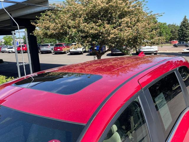 Photo of 2024 Radiant Red Metallic II Honda Odyssey