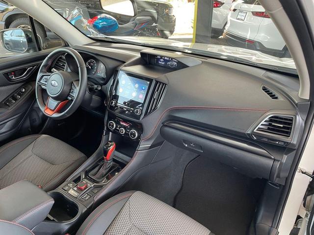 Photo of 2024 Crystal White Pearl Subaru Forester