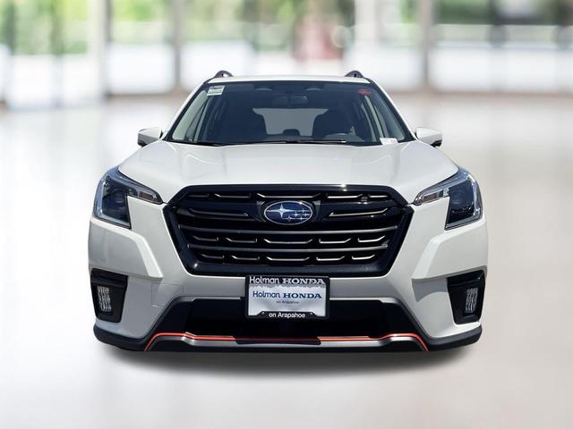Photo of 2024 Crystal White Pearl Subaru Forester